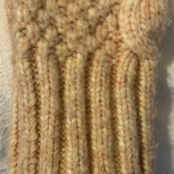 American Eagle cable knit sweater, Medium - Picture 3 of 5